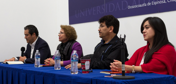 Presentación de libro inaugura ciclo escolar 2018A